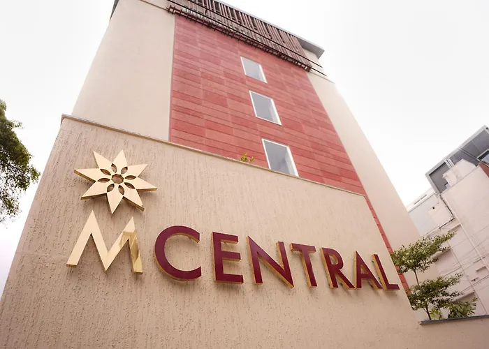 Waterpark hotel: M Central