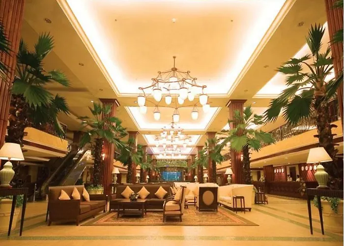 Phuket Graceland And Spa
