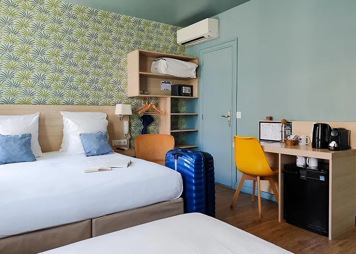 Hotel Du Centre, Un Hotel Ammi