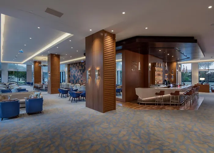 Luxury hotel only: Trendy Lara