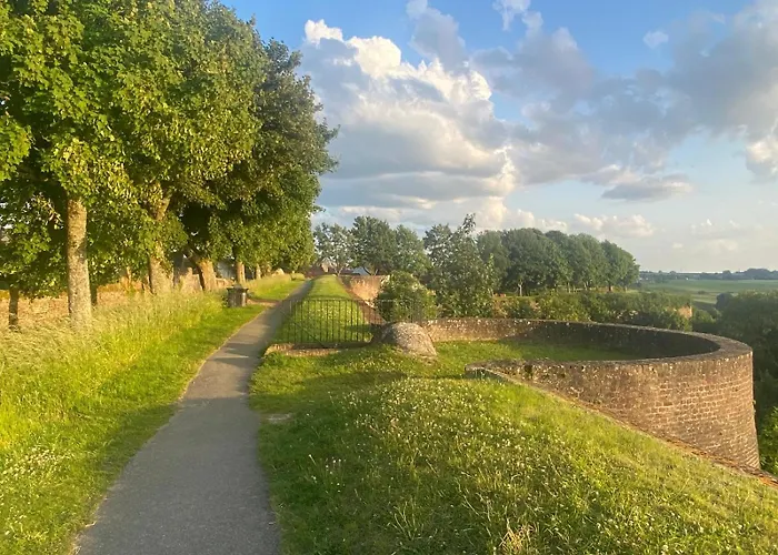 Aux Remparts De