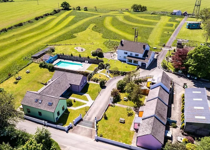 Vacation rental: Trenewydd Farm Holiday Cottages