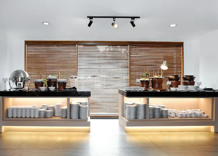 Luxe hotel: Kimaya Braga Bandung By Harris