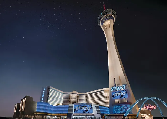 Hotel con piscina: The Strat Hotel, Casino & Tower
