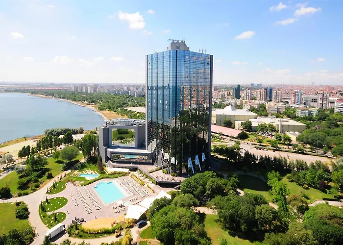 Hotels with tennis Sheraton Istanbul Atakoy