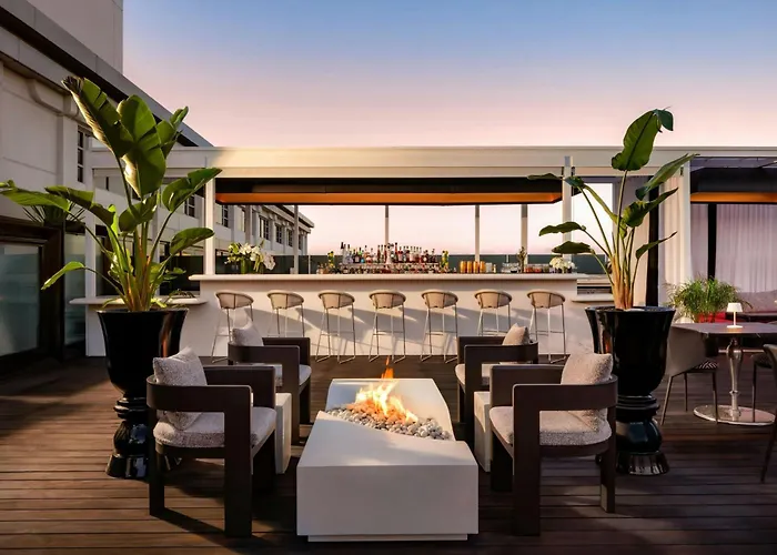 Hotel de luxo Apenas: Sls Hotel, A Luxury Collection Hotel, Beverly Hills