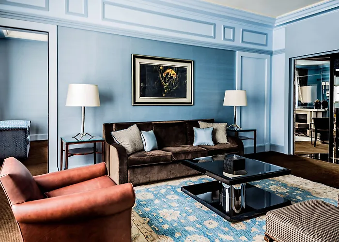 Prince De Galles, A Luxury Collection , Paris