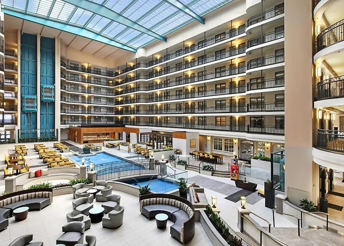 Family Hotel: Embassy Suites By Hilton Anaheim North