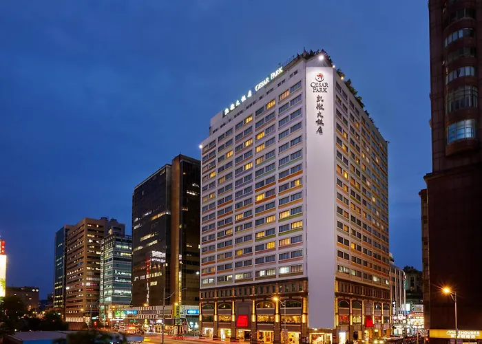 In Luxury hotels Caesar Park Taipei
