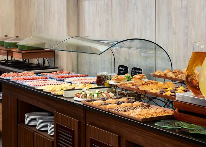 Luxury hotel only: Nh Lisboa Campo Grande