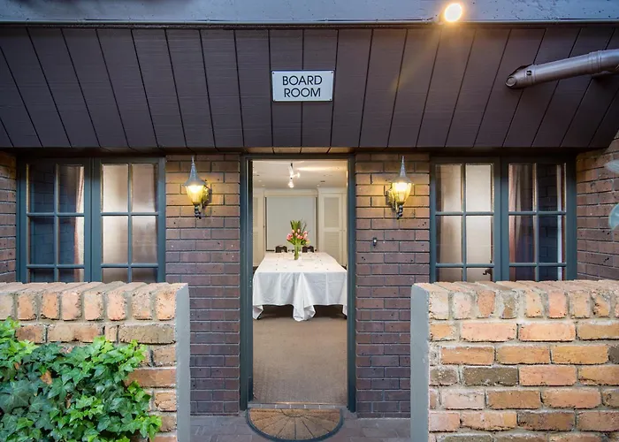 Hotel 4 estrelas: Adelaide Inn
