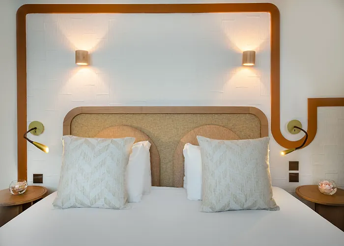 Hotel con tenis: Hotel Le Monna Lisa By Inwood Hotels