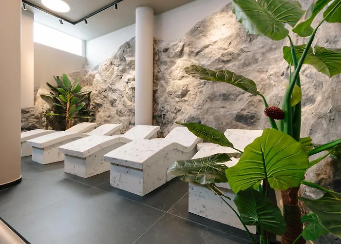 Luxury hotel only: Paros Agnanti Resort & Spa