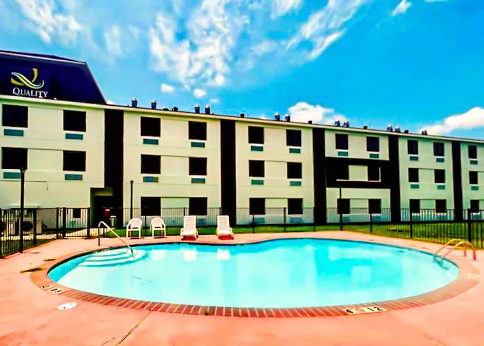 Hotels Close to Airport Quality Inn & Suites Lake Charles South