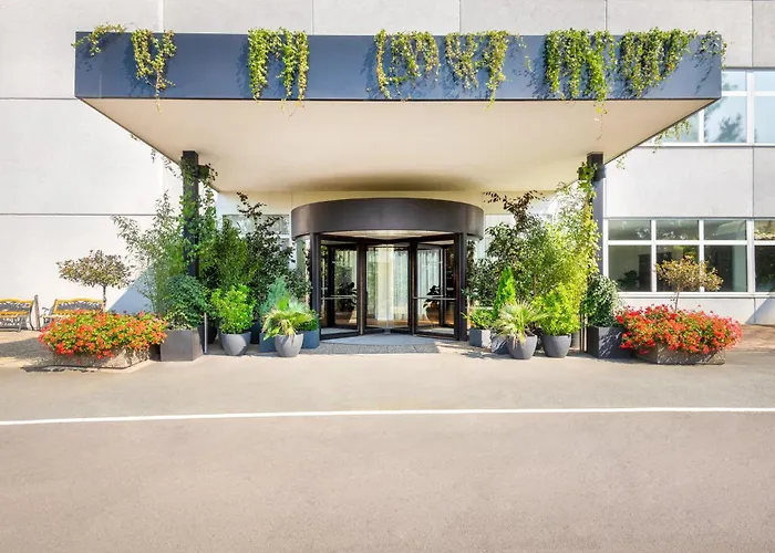 Ping Pong hotel: Wyndham Garden Lahnstein Koblenz