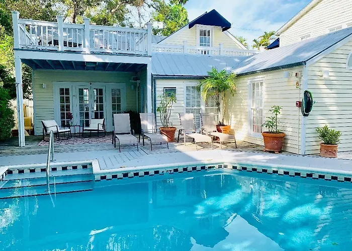 Cheap hotels Heron House Court (Adults Only)