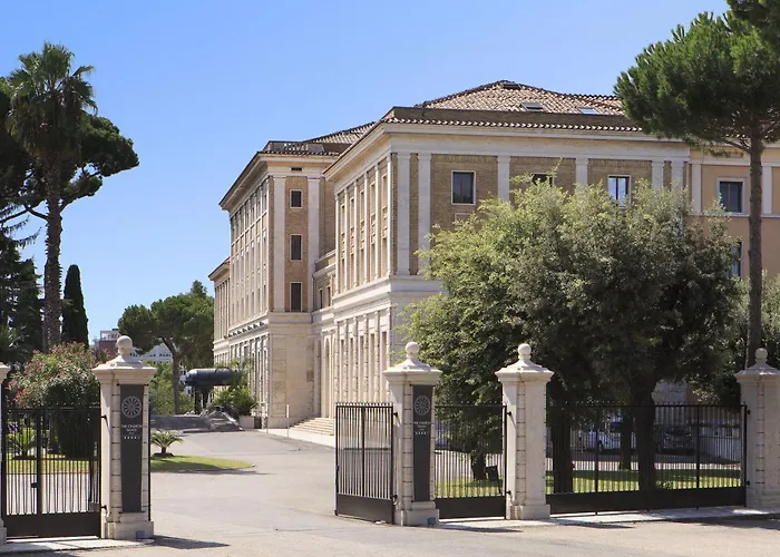 TH - Carpegna Palace