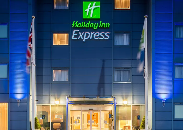 Holiday Inn Express Kassam Stadium By Ihg