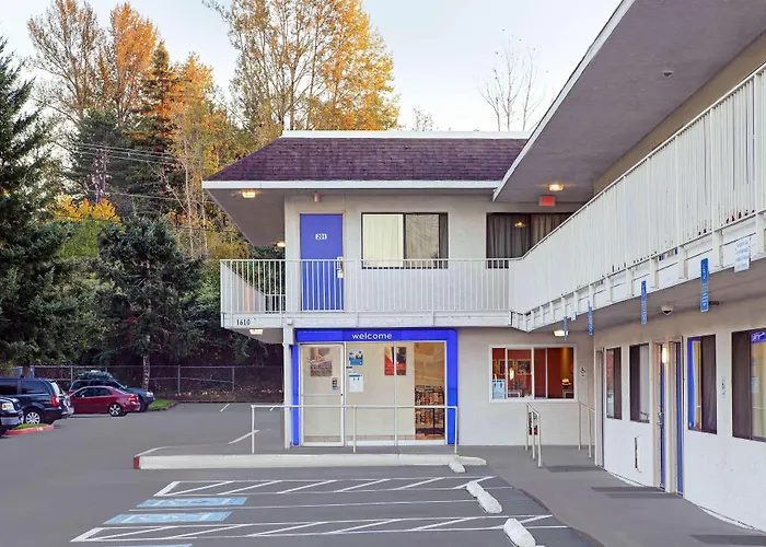 Cheap hotel: Motel 6-Troutdale, Or - Portland East