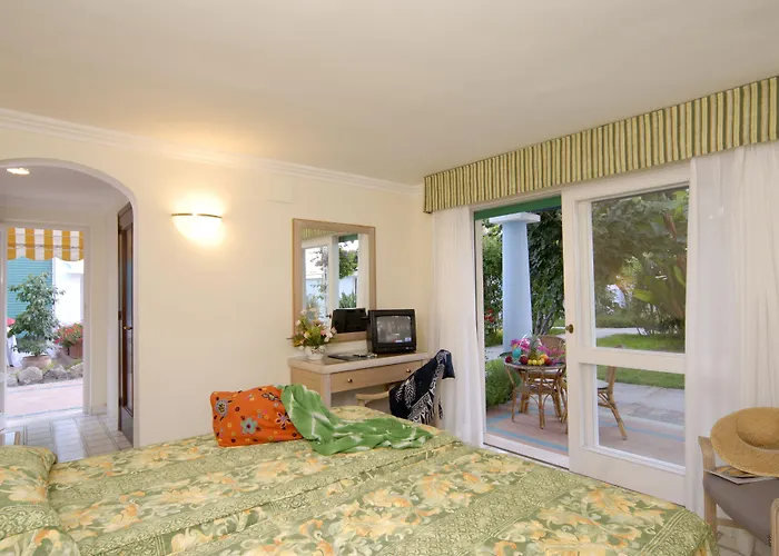 Luxury hotel only: Hotel Continental Mare