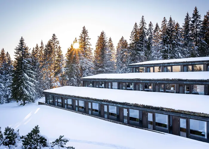 Hotel with pool: Voksenasen Hotell; Best Western Signature Collection