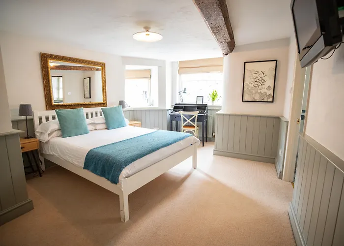 Pension Guide Tower House Guest House