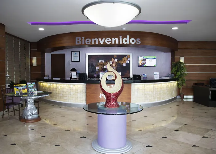 Luxury hotel only: Hotel Lois Veracruz