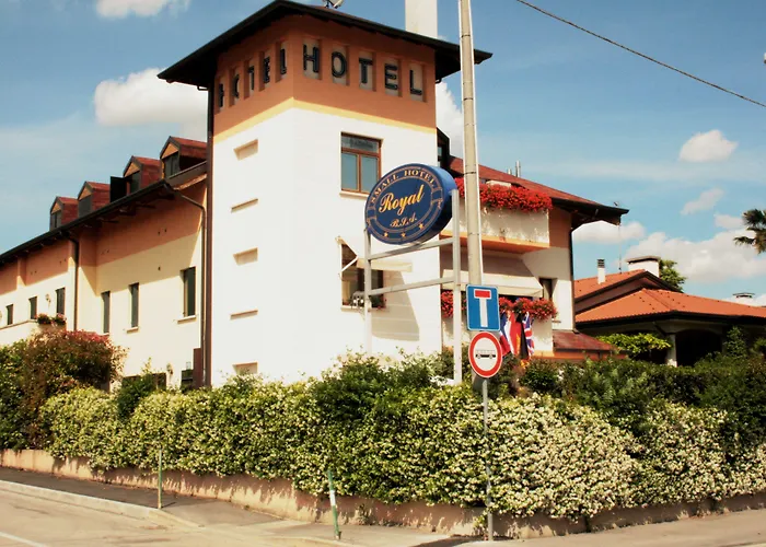 Small Hotel Royal