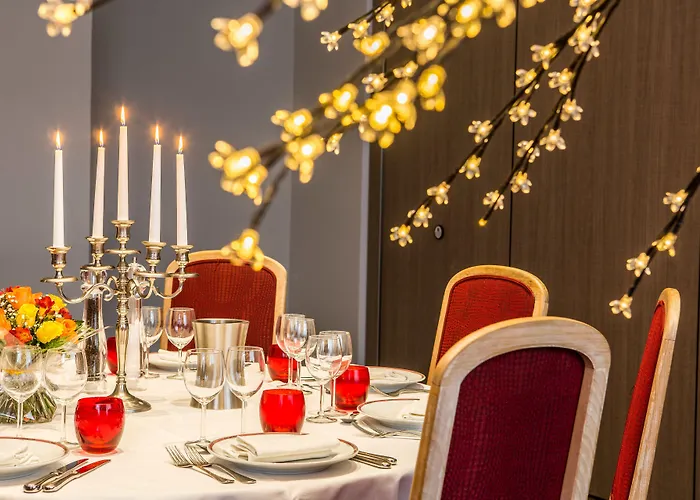 Dog friendly hotels Grand De Courtoisville