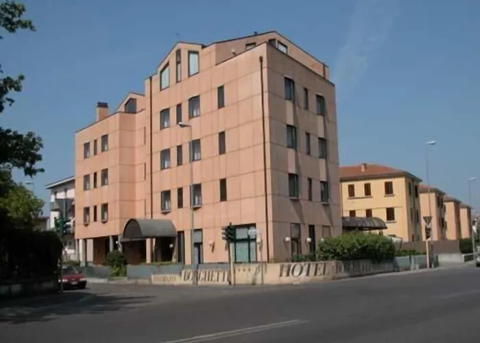 Hotel Borghetti