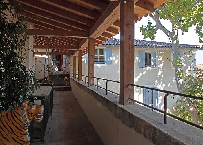 Animaux admis La Maison Sur La Sorgue - Esprit De France