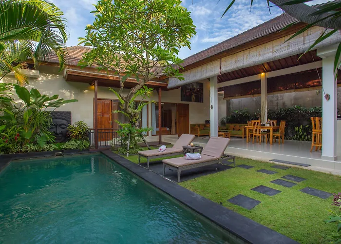 Villa with pool Sandi Agung