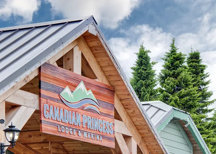 4 star hotel: Canadian Princess Lodge & Marina