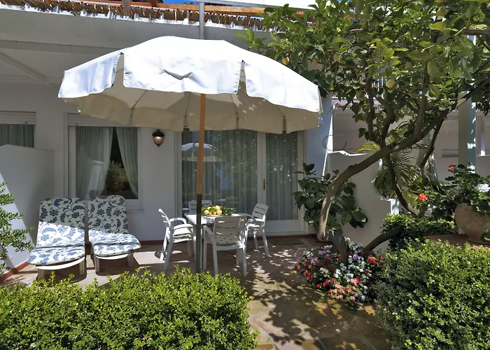 Hotel sulla spiaggia: Hotel Villa Brunella