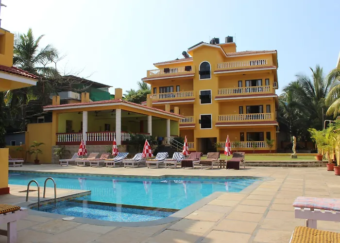 Hotel near College: Marina Bay Beach Resort