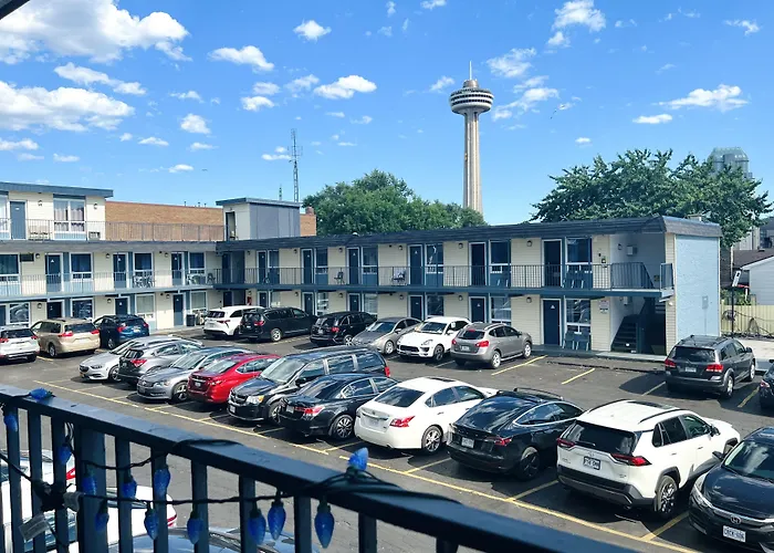 Family Hotel: Fairway Inn By The Falls