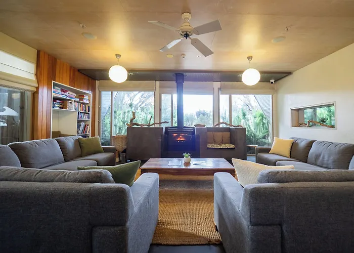 Yha Apollo Bay Eco