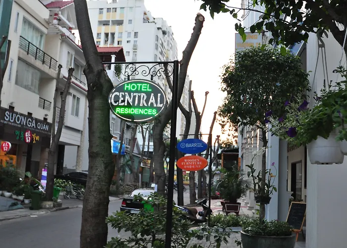Apart-hotel: Central Hotel & Residences Swimming Pool