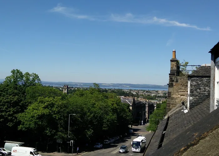Pet Friendly hotel: The Spires Serviced Apartments Edinburgh