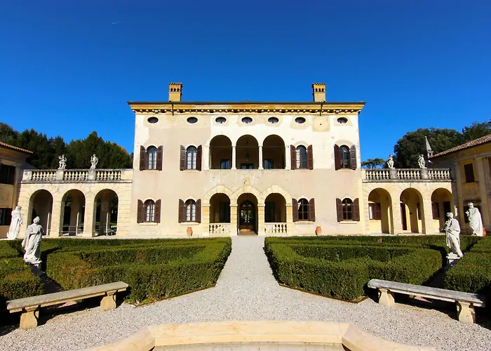 Boutique hotel only: Hotel Villa Giona