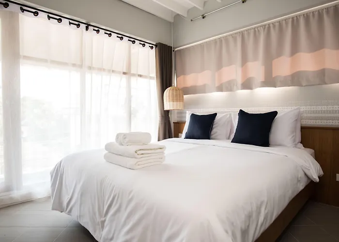Hotels with a view Thapae Happy House