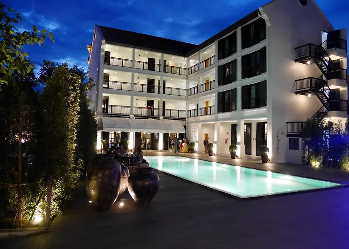 Buri Siri Boutique Hotel