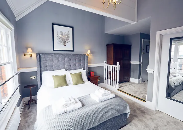 Pet Friendly hotel: The Old Coffee Tavern