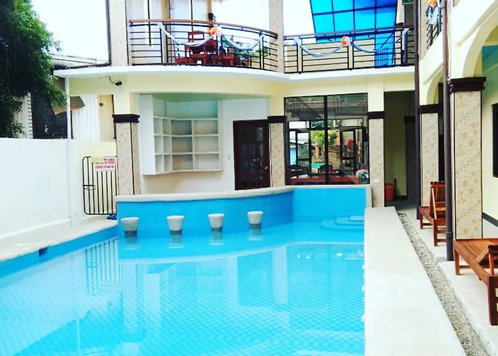 Cheap hotel: Mariner'S Pension House