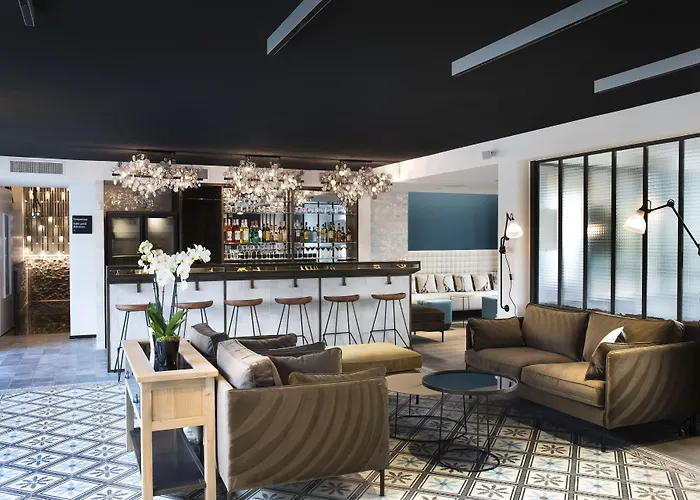 Hôtel de luxe: Hôtel Les Deux Girafes