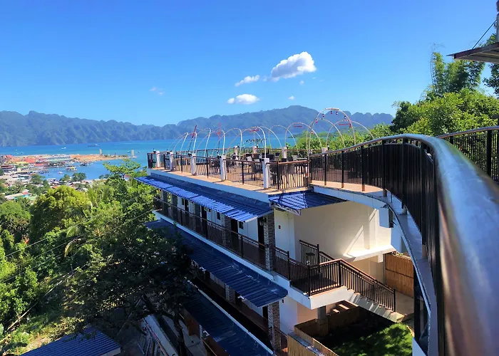 Pets Allowed Hotel Skylodge