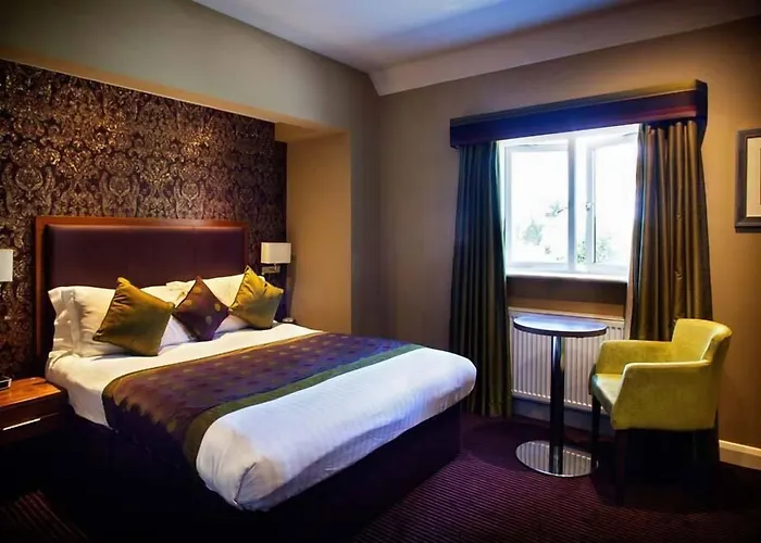 In Luxury hotels 315 Bar & Restaurant