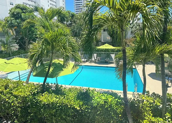  Park Royal Miami Beach