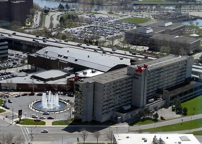 Golf hotel: Ramada By Wyndham Buffalo Downtown