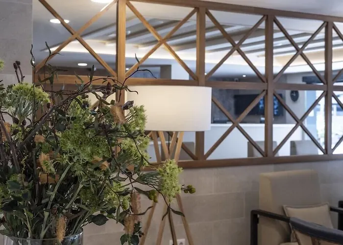 Jacuzzi hotel: Rosamar Es Blau 4*S - Adults Only